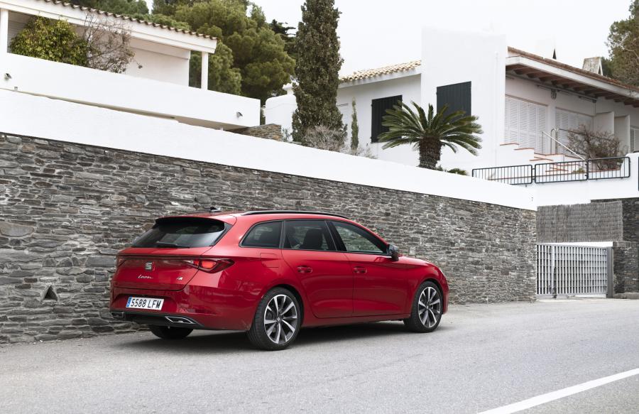  Seat Leon Sportstourer FR 2020 года  (WW) (фото 27 из 29)